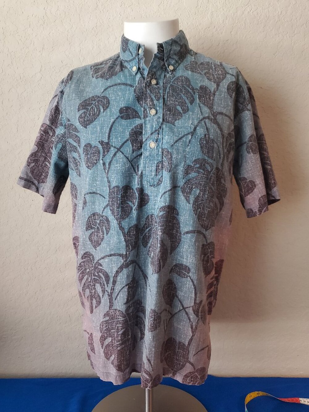 Vintage 90s Reyn Spooner Hawaiian Shirt M Monstera Leaf Blue Pink Pullover Made
